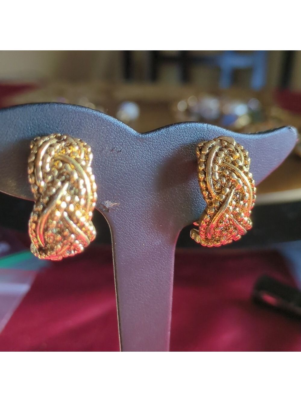 Erwin Pearl Gold Tone Woven Clip On Hoop Earrings Vintage Designer - Picture 2 of 9